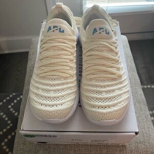 NEW APL Techloom Wave White/Blue Sneakers